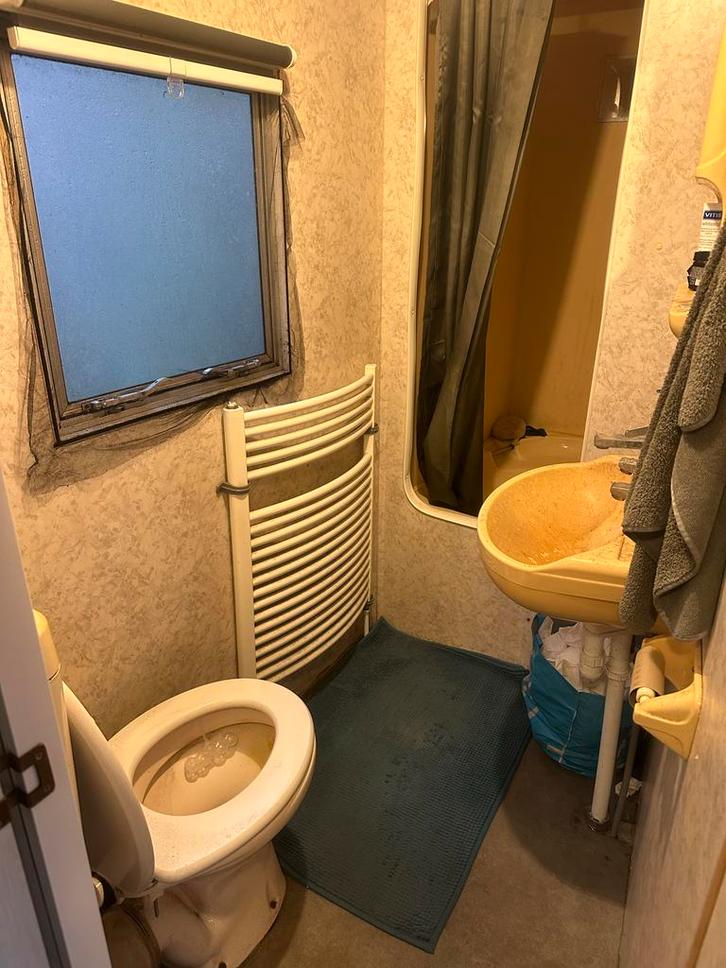 Sta-Caravan te koop, Caravans en Kamperen, Caravans, tot en met 4, 1000 - 1250 kg, Rondzit, Overige merken, Vast bed, 5 tot 6 meter