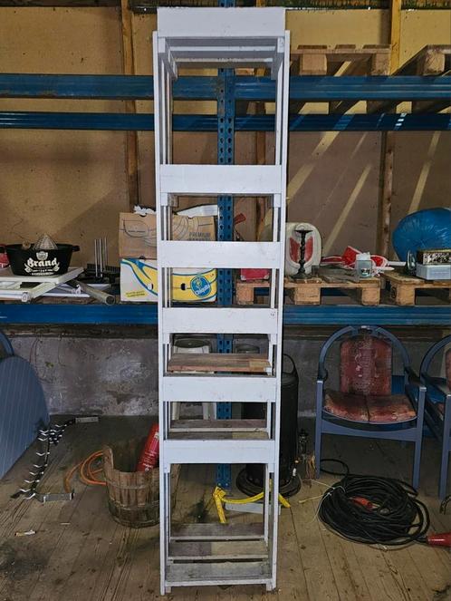Stevig houten rek – 6 niveaus, Huis en Inrichting, Kasten | Stellingkasten, Zo goed als nieuw, Ophalen
