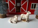 2 kunststof schaapjes kerststal, Diversen, Kerst, Ophalen of Verzenden, Zo goed als nieuw