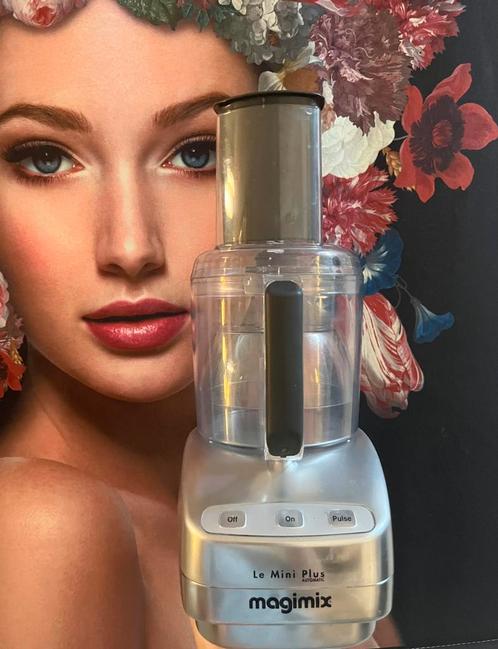 Mooie Magimix Le Mini Plus/Magimix Plus foodprocessor 1,7L, Witgoed en Apparatuur, Keukenmixers, Zo goed als nieuw, Ophalen of Verzenden
