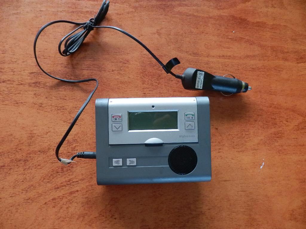 B=speech Alpha-Base Bluetooth handsfree, Auto diversen, Carkits, Zo goed als nieuw, Ophalen of Verzenden