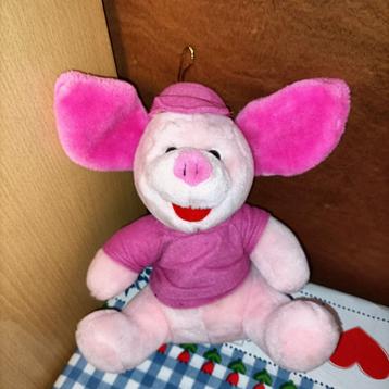 Knorretje knuffel met pet varken van Winnie de Pooh  beschikbaar voor biedingen