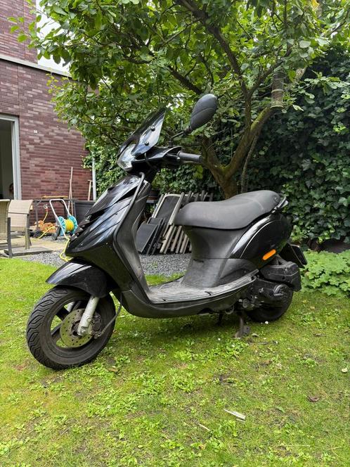 Piaggio zip | 2017 | 4t | 50cc, Fietsen en Brommers, Scooters | Piaggio, Nieuw, Zip, Maximaal 45 km/u, Benzine, Ophalen