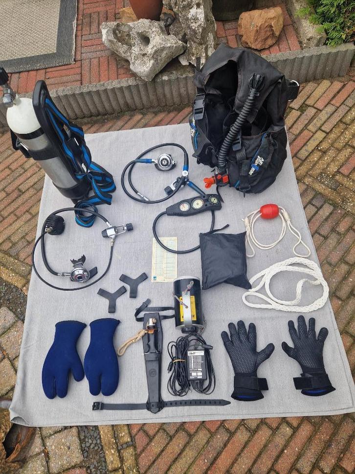 Duikuitusting, Watersport en Boten, Duiken, Gebruikt, Duikpak, Ophalen