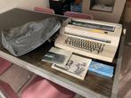 Vintage IBM Selectric typemachine, Ophalen