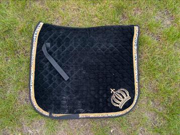 Glööckler luxe zadeldekje zwart/goud met kroonborduursel beschikbaar voor biedingen