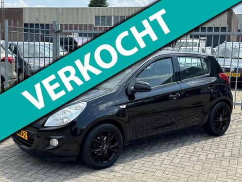 Hyundai I20 1.4i DynamicVersion 5 deurs 101PK! NL AUTO NAP!, Auto's, Hyundai, Bedrijf, Te koop, i20, ABS, Airbags, Airconditioning