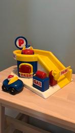 Ambi toys garage met twee autootjes, Ophalen of Verzenden, Zo goed als nieuw, Overige typen