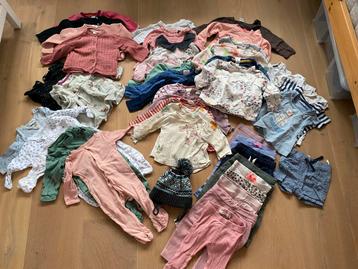 Groot pakket meisjeskleding 68 oa zara, name-it, feetje,hema beschikbaar voor biedingen