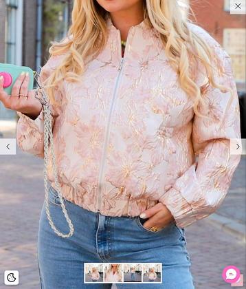 Licht roze bomber jack (nieuw, One size) beschikbaar voor biedingen