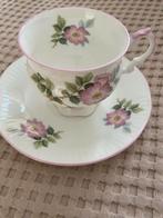 Vintage Hedgeron Elisabethan staffordshire bone china kopje., Ophalen