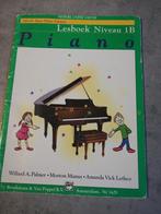 Lesboek 1 B, alfred's basic piano library, Muziek en Instrumenten, Gebruikt, Klassiek, Les of Cursus, Ophalen of Verzenden