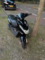 peugeot kisbee 2013 4t, Ophalen, Maximaal 45 km/u, Zo goed als nieuw, 50 cc