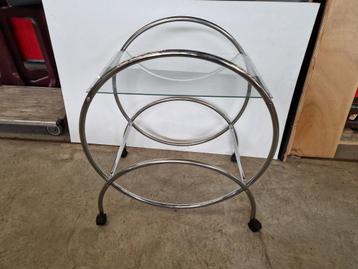Bauhaus tafel serveertafel chroom  beschikbaar voor biedingen