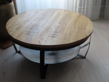 Mangohouten salontafel 90x90x43 cm beschikbaar voor biedingen