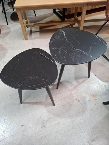 Marmeren bijzettafel NIEUW!! beschikbaar voor biedingen