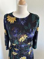 King Louie maat M midi lange fluwelen bloemen jurk 2469, Maat 38/40 (M), Zwart, Ophalen of Verzenden, Zo goed als nieuw