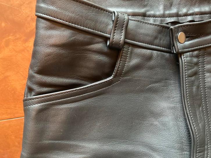 Custom made uit duitsland jeans maat 32 €50 , incl verz post, Kleding | Heren, Spijkerbroeken en Jeans, Zo goed als nieuw, W32 (confectie 46) of kleiner