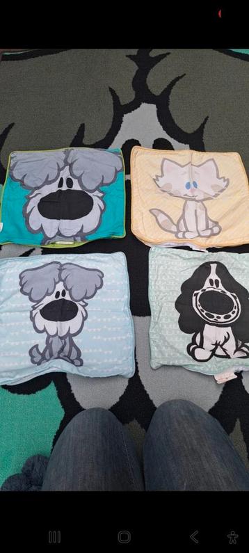 Woezel & Pip kussenhoezen beschikbaar voor biedingen