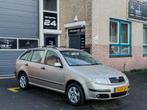 Skoda Fabia Combi 1.4-16V Elegance, 450 kg, Gebruikt, 4 cilinders, Beige