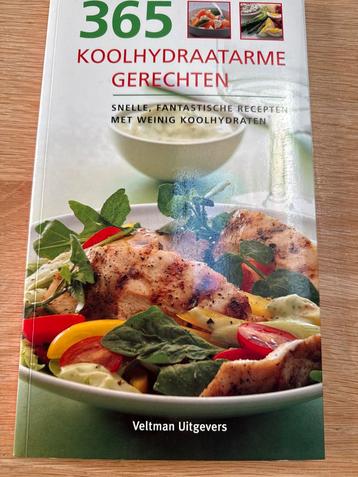 365 Koolhydraatarme Gerechten - Kookboek beschikbaar voor biedingen