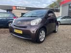 Toyota IQ 1.0 VVTi Comfort leer airco, Auto's, Toyota, Gebruikt, Overige kleuren, 4 stoelen, Leder en Stof