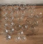 Glazen servies gegraveerd met druif, Verzamelen, Glas en Borrelglaasjes, Ophalen, Zo goed als nieuw, Overige typen