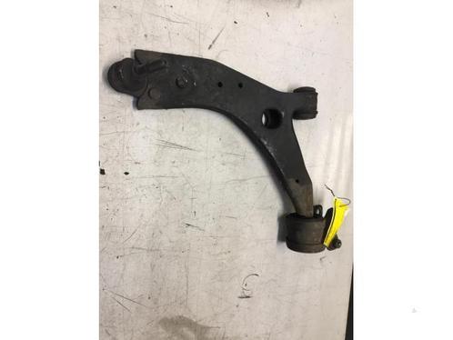 Draagarm links-voor van een Volvo V50, Auto-onderdelen, Ophanging en Onderstel, Volvo, Gebruikt, 3 maanden garantie, Ophalen of Verzenden