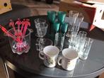 Diverse glazen, kopjes en Coca-Cola ijs bak, Huis en Inrichting, Keuken | Servies, Ophalen, Glas of Glazen, Gebruikt, Glas