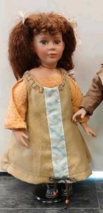 grote porseleinen pop. Hoogte 57 cm., Ophalen of Verzenden, Zo goed als nieuw, Pop