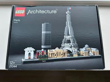 Lego architecture parijs beschikbaar voor biedingen