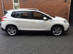 Peugeot 2008 1.2 VTI 60KW/82PK 2015 Wit, Auto's, Voorwielaandrijving, Stof, Zwart, 1199 cc