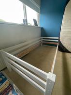 Houten kinderbed, Antiek en Kunst, Ophalen