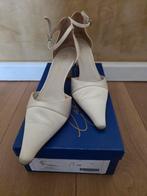 Trouwschoenen, mt 40., Ophalen of Verzenden, Gedragen, Wit, Schoenen