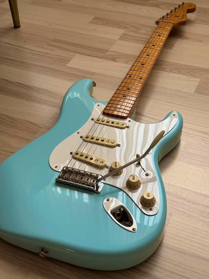 Fender Stratocaster Vintera ‘50s Sonic Blue, Muziek en Instrumenten, Snaarinstrumenten | Gitaren | Elektrisch, Zo goed als nieuw
