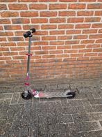 Leuke stoere step met roze details, Fietsen en Brommers, Ophalen, Gewone step