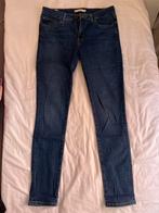 Levi’s jeans skinny maat 30 mid waist, Blauw, Ophalen of Verzenden, Zo goed als nieuw, W30 - W32 (confectie 38/40)