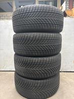 Goodyear 235/35 19 Winterbanden 4x ZGAN 2024 235 35 R19, 19 inch, Gebruikt, G, Vw
