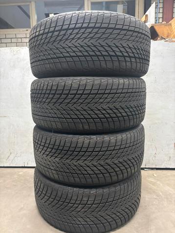 Goodyear 235/35 19 Winterbanden 4x ZGAN 2024 235 35 R19 beschikbaar voor biedingen
