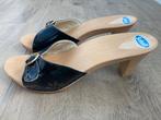 NIEUW!!! Halfhoge zwarte lakleren Scholl kleppers mt 42, Kleding | Dames, Schoenen, Scholl, Zwart, Nieuw, Sandalen of Muiltjes