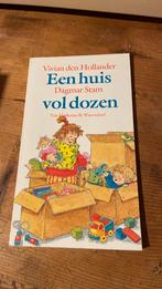 Vivian den Hollander - Een huis vol dozen, Boeken, Ophalen of Verzenden, Fictie algemeen, Zo goed als nieuw, Vivian den Hollander; Dagmar Stam