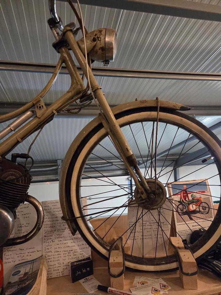 Mobylette AV31, Fietsen en Brommers, Brommers | Oldtimers, Overige merken, Maximaal 45 km/u, Ophalen