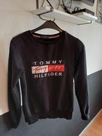 TSHIRT mt S  met lange Mouw TOMMY HILFiGER, Ophalen, Zo goed als nieuw, Zwart, Lange mouw