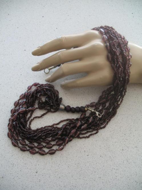 Kralen Ketting Strengen Klein-en Grote Kralen Paars Vintage, Sieraden, Tassen en Uiterlijk, Antieke sieraden, Ketting, Overige materialen