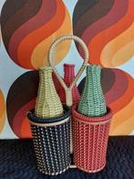 Fifties vintage bamboe flessenrek met orginele sierflessen, Ophalen of Verzenden