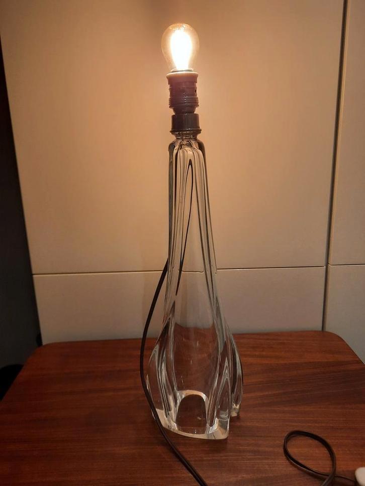 Grote glazen lamp. Gesigneerd (onduidelijk), Huis en Inrichting, Lampen | Tafellampen, Minder dan 50 cm, Ophalen of Verzenden