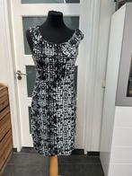 Juffrouw jansen stretch jurk maat L eerder M zwart grijs, Kleding | Dames, Maat 38/40 (M), Zwart, Ophalen of Verzenden, Zo goed als nieuw