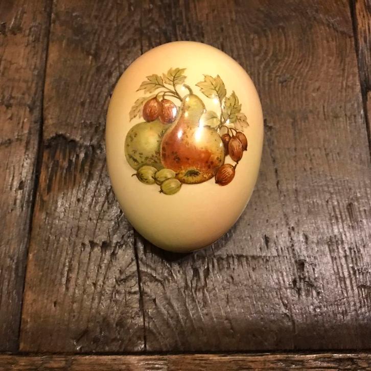 Decoratief Ei met Fruitmotief, Huis en Inrichting, Woonaccessoires | Overige, Zo goed als nieuw, Ophalen of Verzenden
