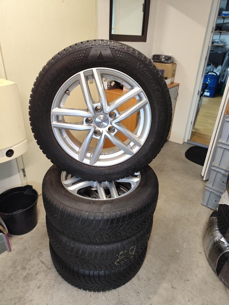 VW Touran 5T VW T-Roc 205/60R16 winterbanden 16 inch Velgen, Gebruikt, 16 inch, Verzenden, Banden en Velgen