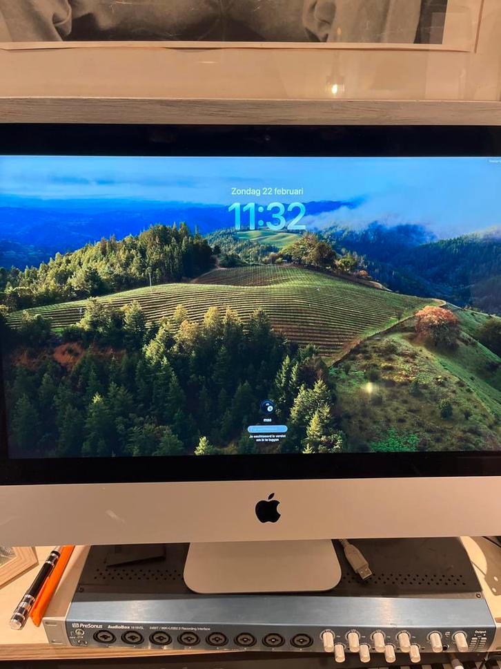 iMac 21,5" 3,6 GHz Quad-Core - mei 2019 Schoon geïnstalleerd, Computers en Software, Apple Desktops, Gebruikt, iMac, Onbekend